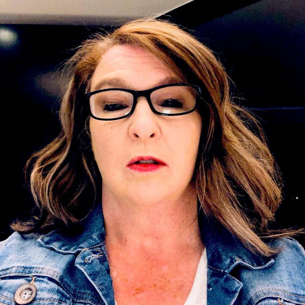 Meet your Posher, Christi